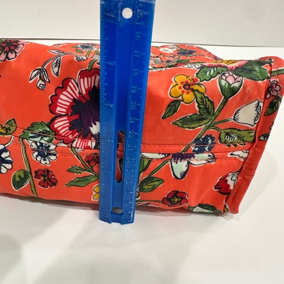 🥪Vera Bradley Insulated Lunch Bag - Classic Coral Floral 🥪 - Picture 11 of 14